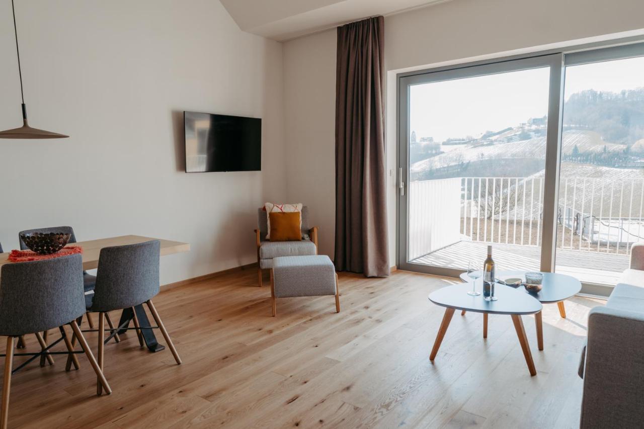 An Der Lage Apartment Spielfeld Exterior photo