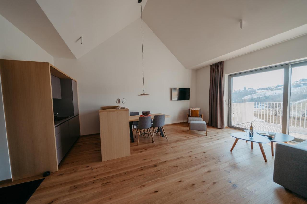 An Der Lage Apartment Spielfeld Exterior photo